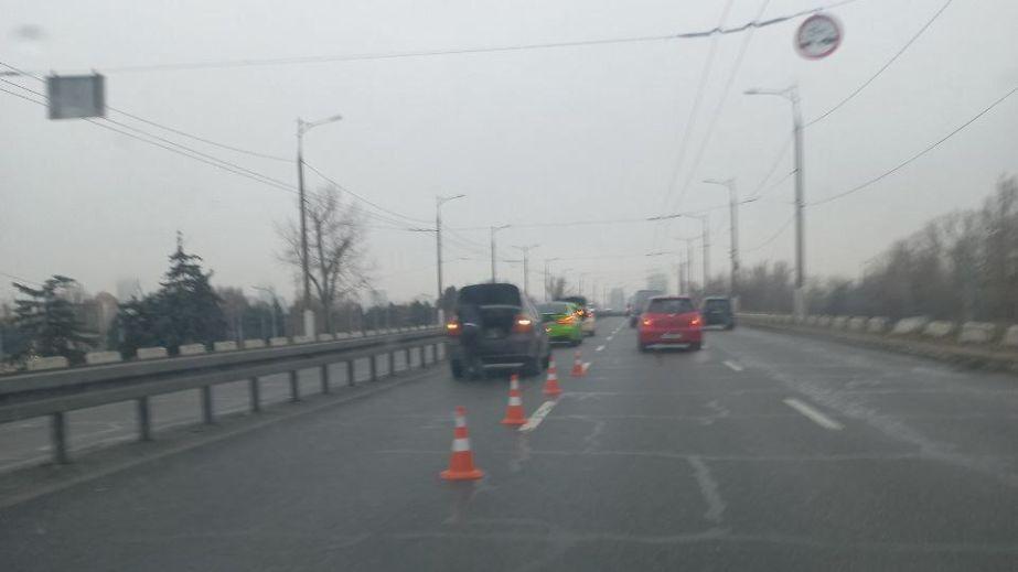 В Днепре на Новом мосту случилась авария.