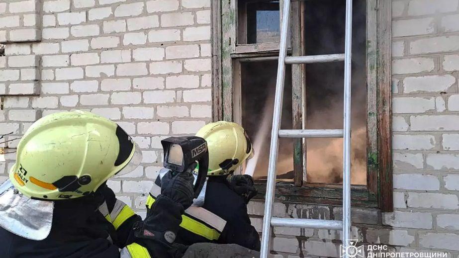 В Павлограде в результате пожара в своем доме погиб мужчина.