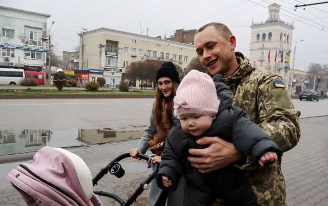 Демобилизация или на фронте до конца войны? Почему в Украине снова говорят о сроке службы